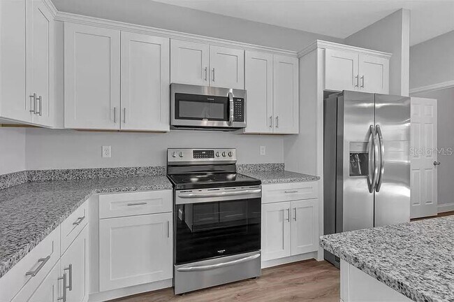 6006 SW 154th Place Rd in Ocala, FL - Building Photo - Building Photo