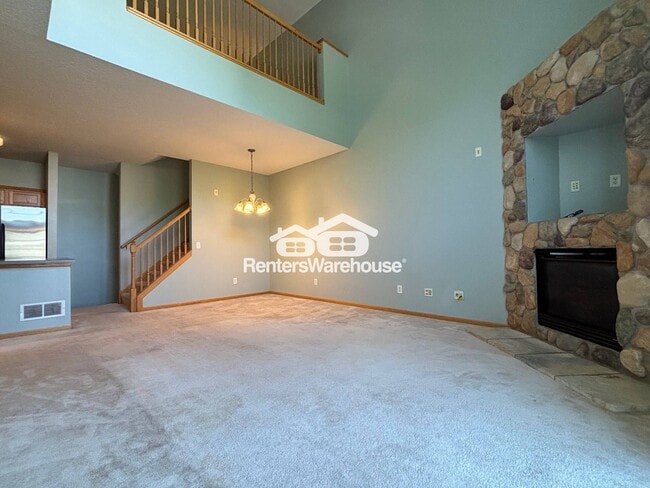 6787 Pine Crest Trail S in Cottage Grove, MN - Building Photo - Building Photo