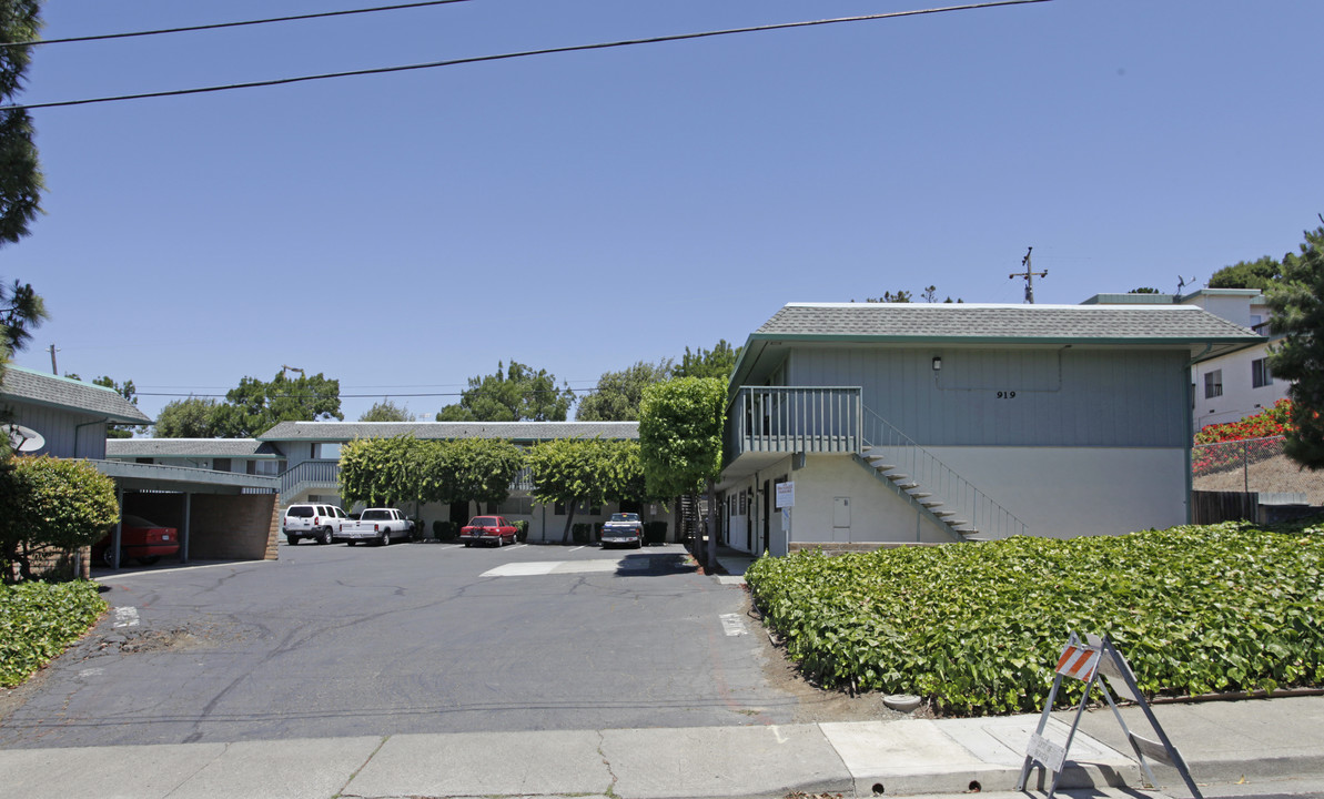 919 W L St in Benicia, CA - Foto de edificio