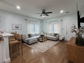 1812 Stevens St in Houston, TX - Building Photo - Building Photo