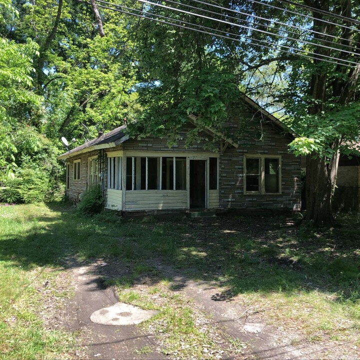 3903 Polk St in Monroe, LA - Foto de edificio