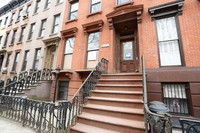 384 Sackett St in Brooklyn, NY - Foto de edificio - Building Photo