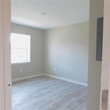 413 S Main St in North Syracuse, NY - Building Photo - Building Photo