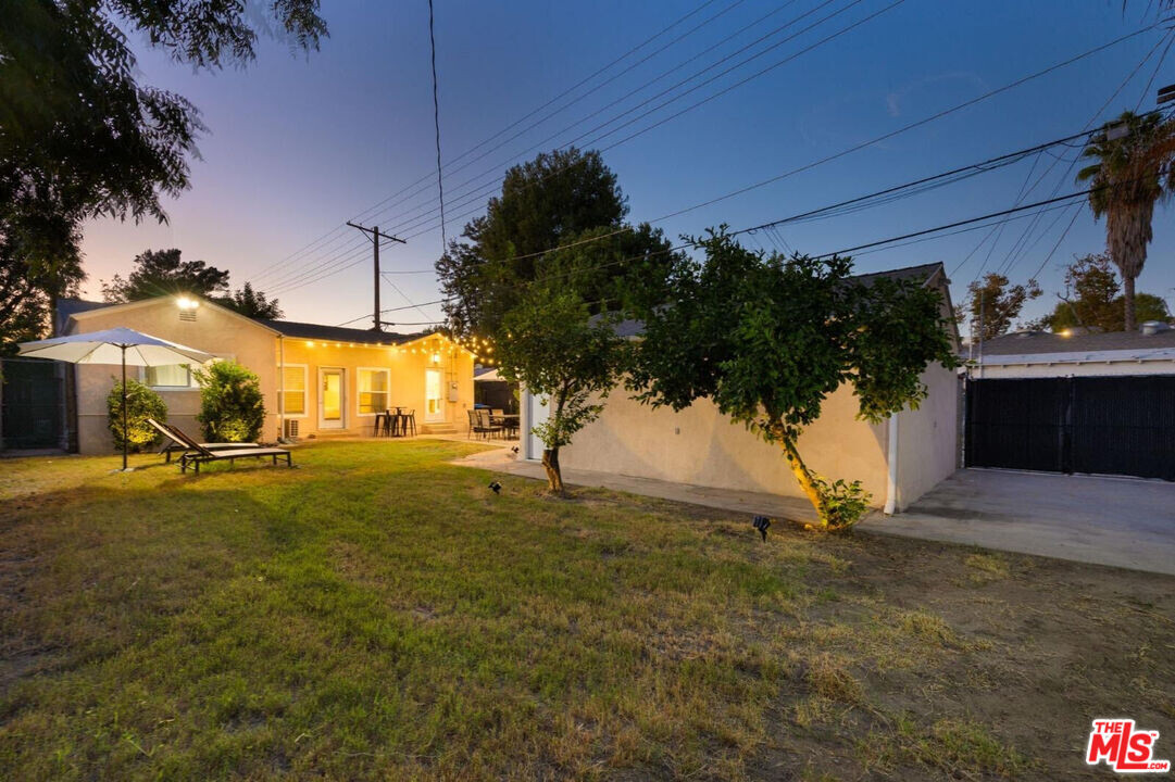 4744 Farmdale Ave in Los Angeles, CA - Building Photo