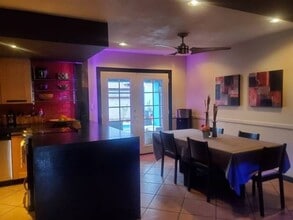 1220 W Pebble Beach Dr in Tempe, AZ - Foto de edificio - Building Photo