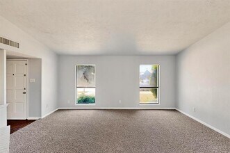 752 Cambridge Dr in Plano, TX - Building Photo - Building Photo