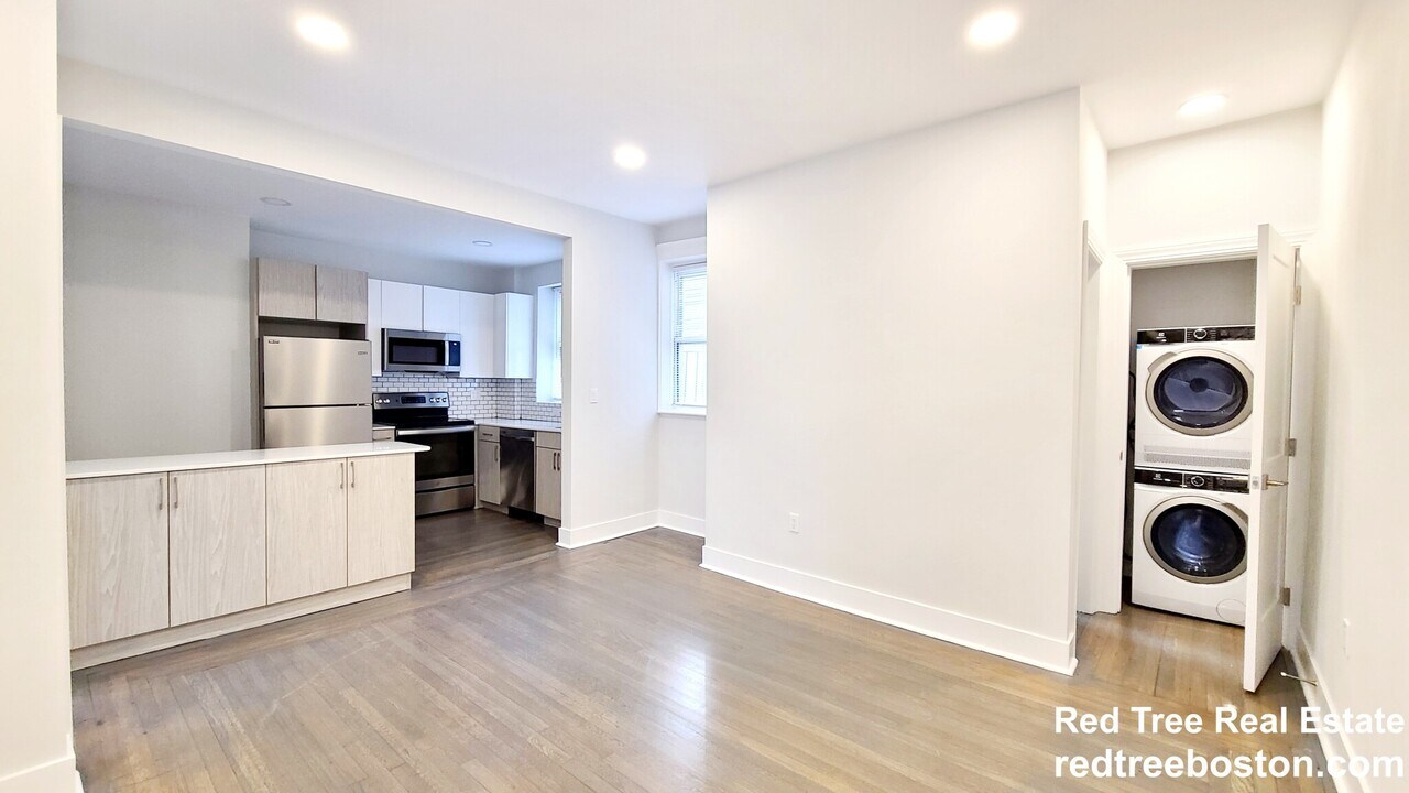 108 Jersey St in Boston, MA - Building Photo