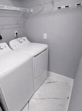 7925 W 29th Way in Hialeah, FL - Building Photo - Building Photo
