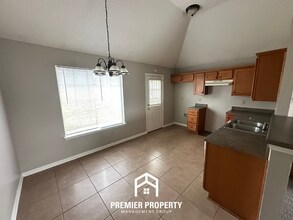 6472 Copper Leaf Cove W in Memphis, TN - Building Photo - Building Photo