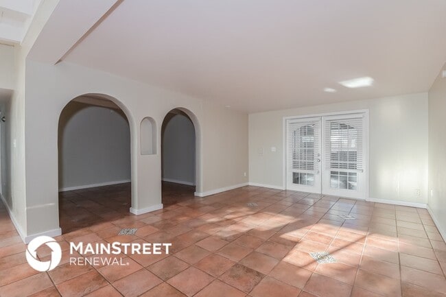 5913 E Lester Dr in Tucson, AZ - Building Photo - Building Photo