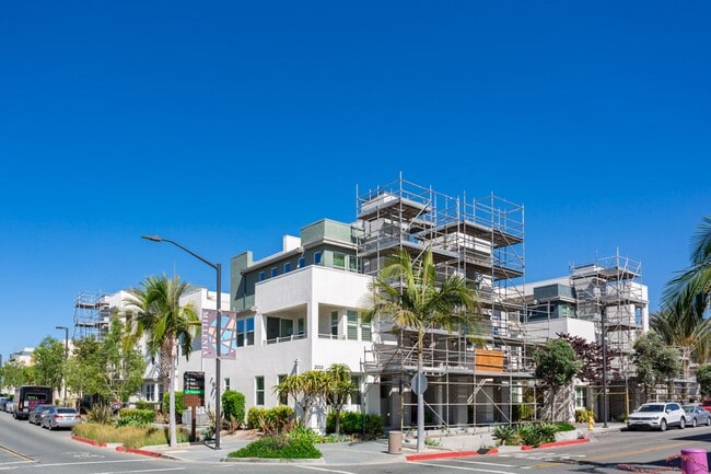 2010 Quartet Loop in Chula Vista, CA - Building Photo - Building Photo