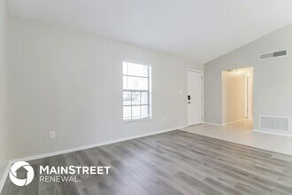 8111 Elsee Dr in Orlando, FL - Building Photo - Building Photo