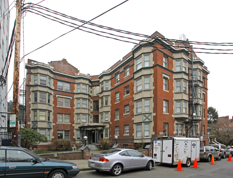 Lucretia Court in Portland, OR - Building Photo