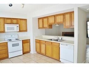 716 W Mulberry St in Denton, TX - Building Photo - Building Photo