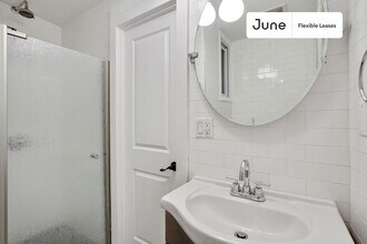 534 E 14th St in New York, NY - Building Photo - Building Photo