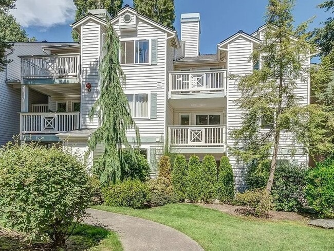 property at 9910 NE 137th St