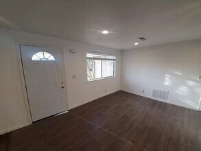1240 Devlin Ct in Arcata, CA - Building Photo - Building Photo