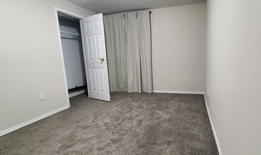 1970-300-112 12 Ave in Prince George, BC - Building Photo - Building Photo