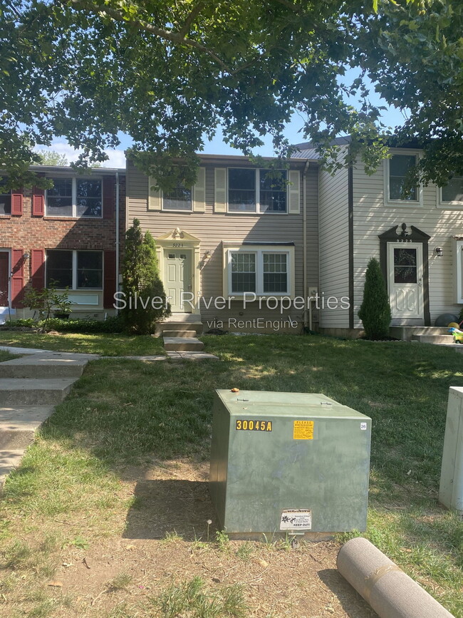 9223 Redbridge Ct