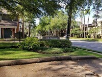 701 Bering Dr photo'