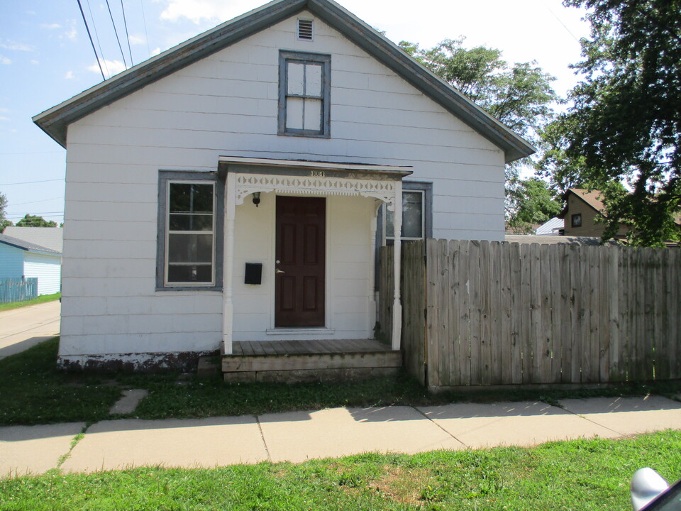 1014 Denton St in La crosse, WI - Building Photo