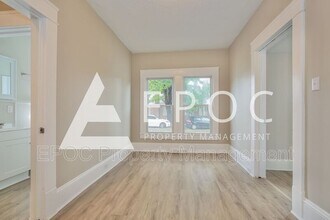 1100 Elwell Ave in Greensboro, NC - Building Photo - Building Photo