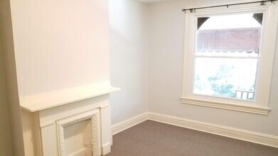 309 Lawn St in Pittsburgh, PA - Foto de edificio - Building Photo