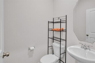 11722 Braemar Village Dr in Tomball, TX - Building Photo - Building Photo