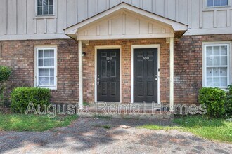 158 Chalet North CT in North Augusta, SC - Building Photo - Building Photo