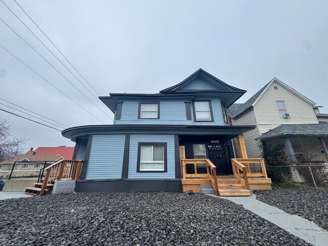 2903 E Olympic Ave