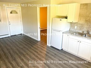 2116 Market Ave N in Canton, OH - Building Photo - Building Photo