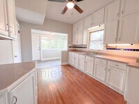 2112 State Ave photo'