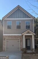 4497 Ravenwood Dr in Union City, GA - Building Photo