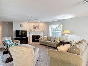 290 Rotonda Cir in Rotonda West, FL - Building Photo - Building Photo