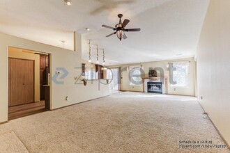 10601 NE 45th Ave in Vancouver, WA - Foto de edificio - Building Photo