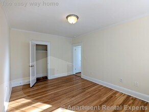 24 Chauncy St, Unit #9 in Cambridge, MA - Foto de edificio - Building Photo