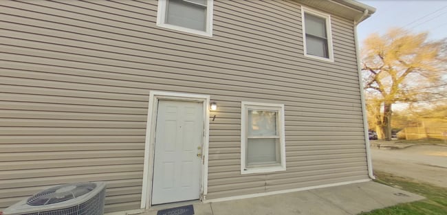 property at 1530 Fair Ln