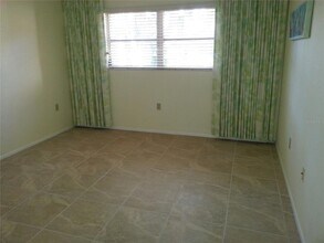 2312 Springsong Dr in Sarasota, FL - Building Photo - Building Photo