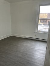 0 E Tremont Ave in Bronx, NY - Building Photo - Building Photo