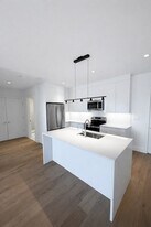 1121 Dorchester Ave, Unit 302 in Boston, MA - Building Photo