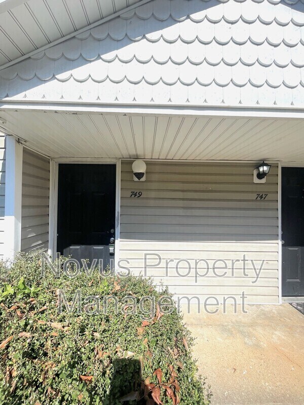 749 South St in Carrollton, GA - Building Photo - Building Photo