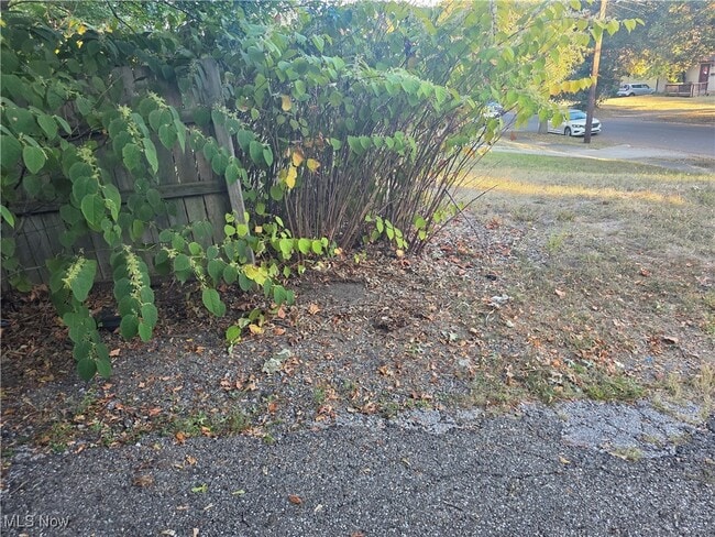 property at 1283 Ottawa Ave