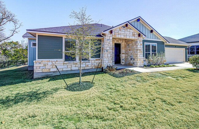 property at 128 Roaming Rock Trl
