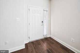 7143 Beaumont Place in Elkridge, MD - Building Photo - Building Photo