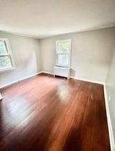 489 Tremont Ave, Unit B1 in Orange, NJ - Building Photo - Building Photo