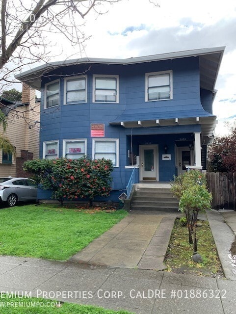 property at 2620 College Ave