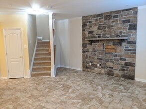 105 Leather Fern Way in Frederick, MD - Building Photo - Building Photo