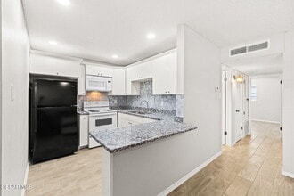 6400 Edgemere Blvd in El Paso, TX - Building Photo - Building Photo