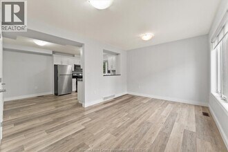 204 Beechwood Dr in Lakeshore, ON - Building Photo - Building Photo