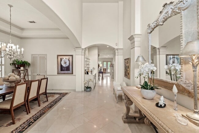 property at 4513 Country Club View